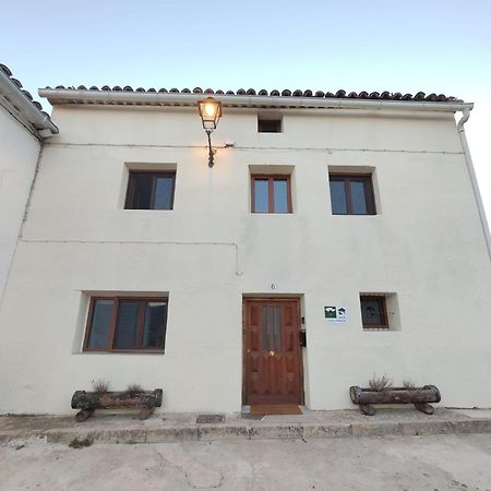 La Casa Del Norte Tragacete Eksteriør billede